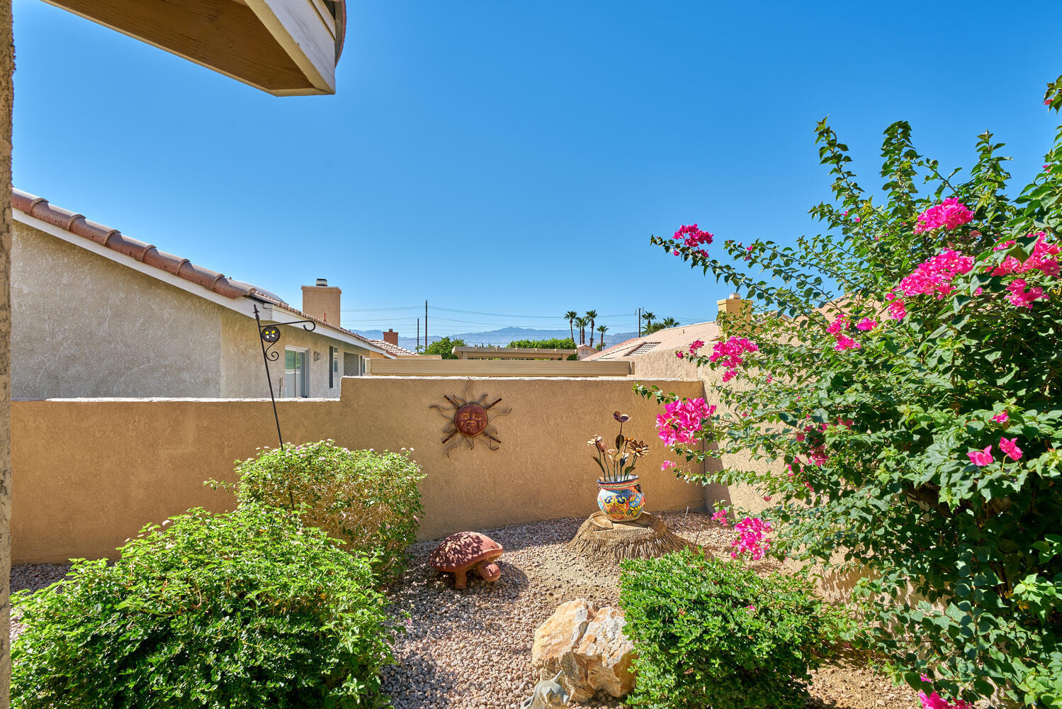 33853 Drifting Sands CIR