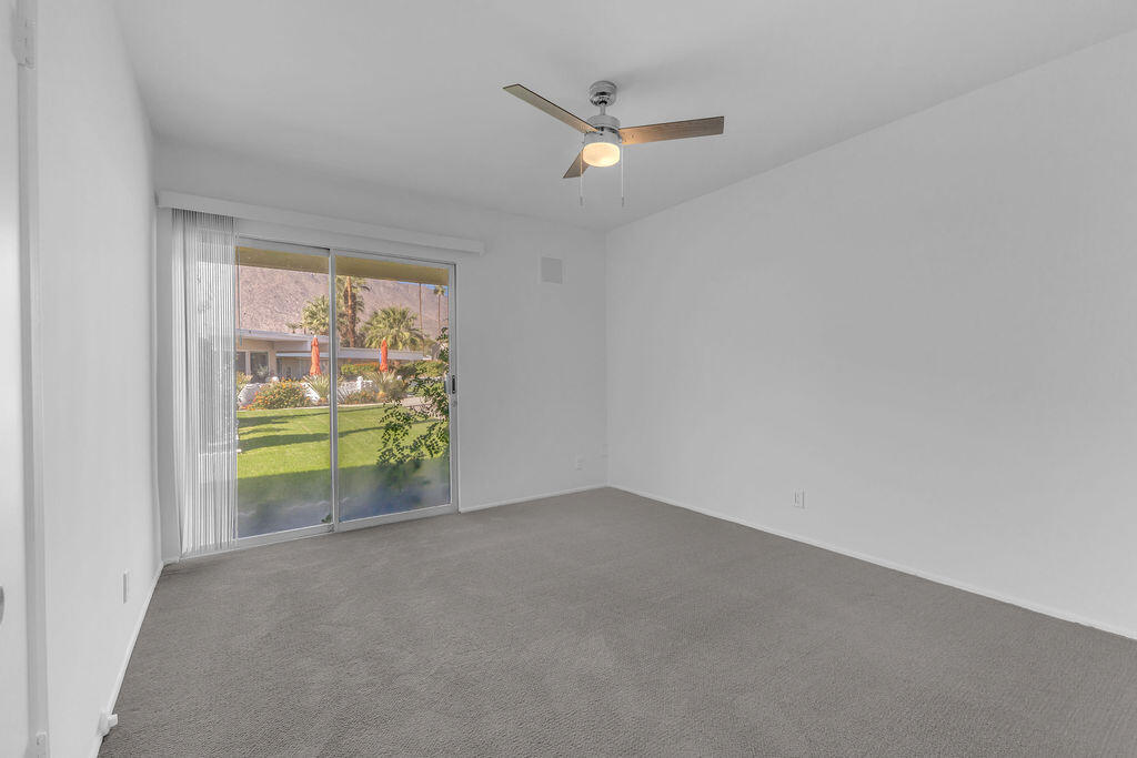 2033 E Ramon RD Unit: 7a