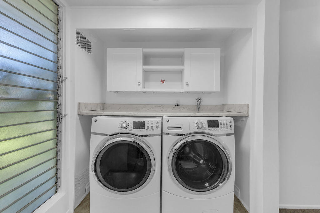 2033 E Ramon RD Unit: 7a