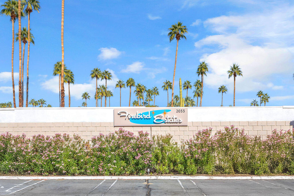 2033 E Ramon RD Unit: 7a