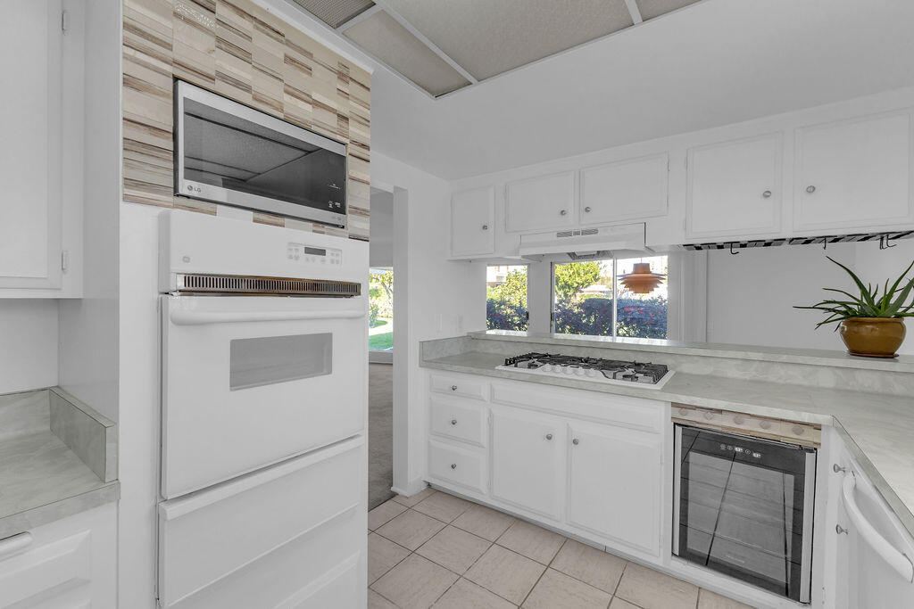 2033 E Ramon RD Unit: 7a