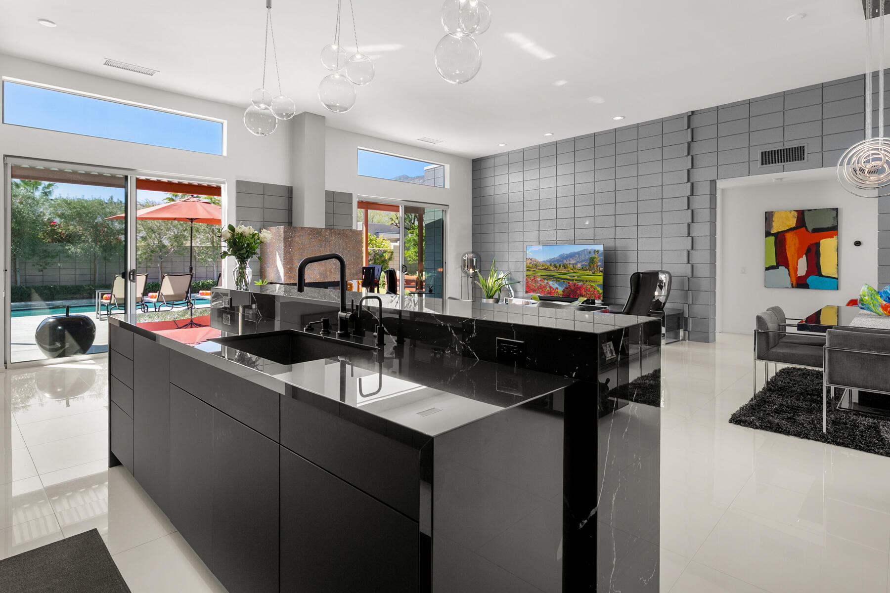 1069 Azure CT