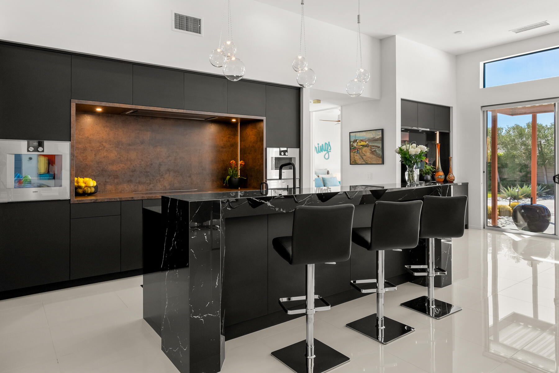 1069 Azure CT