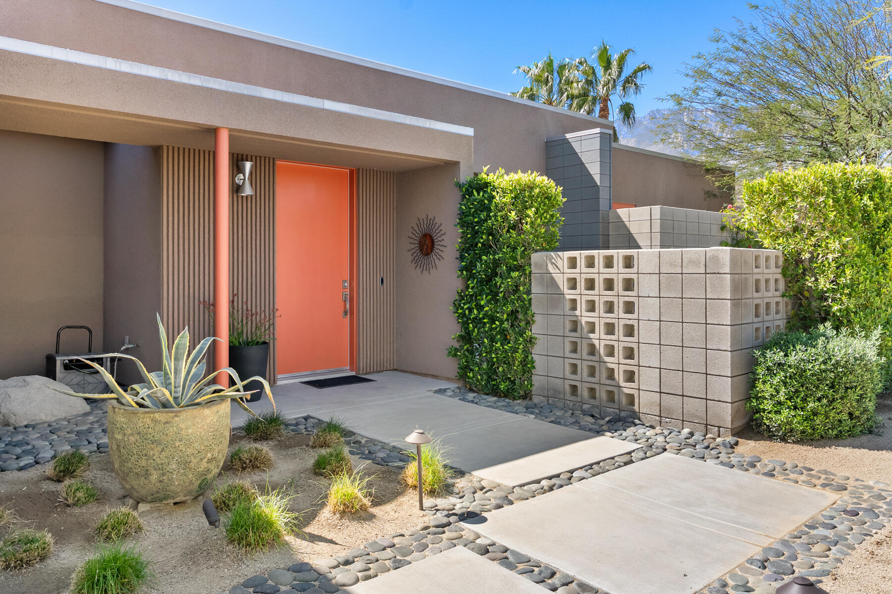 1069 Azure CT