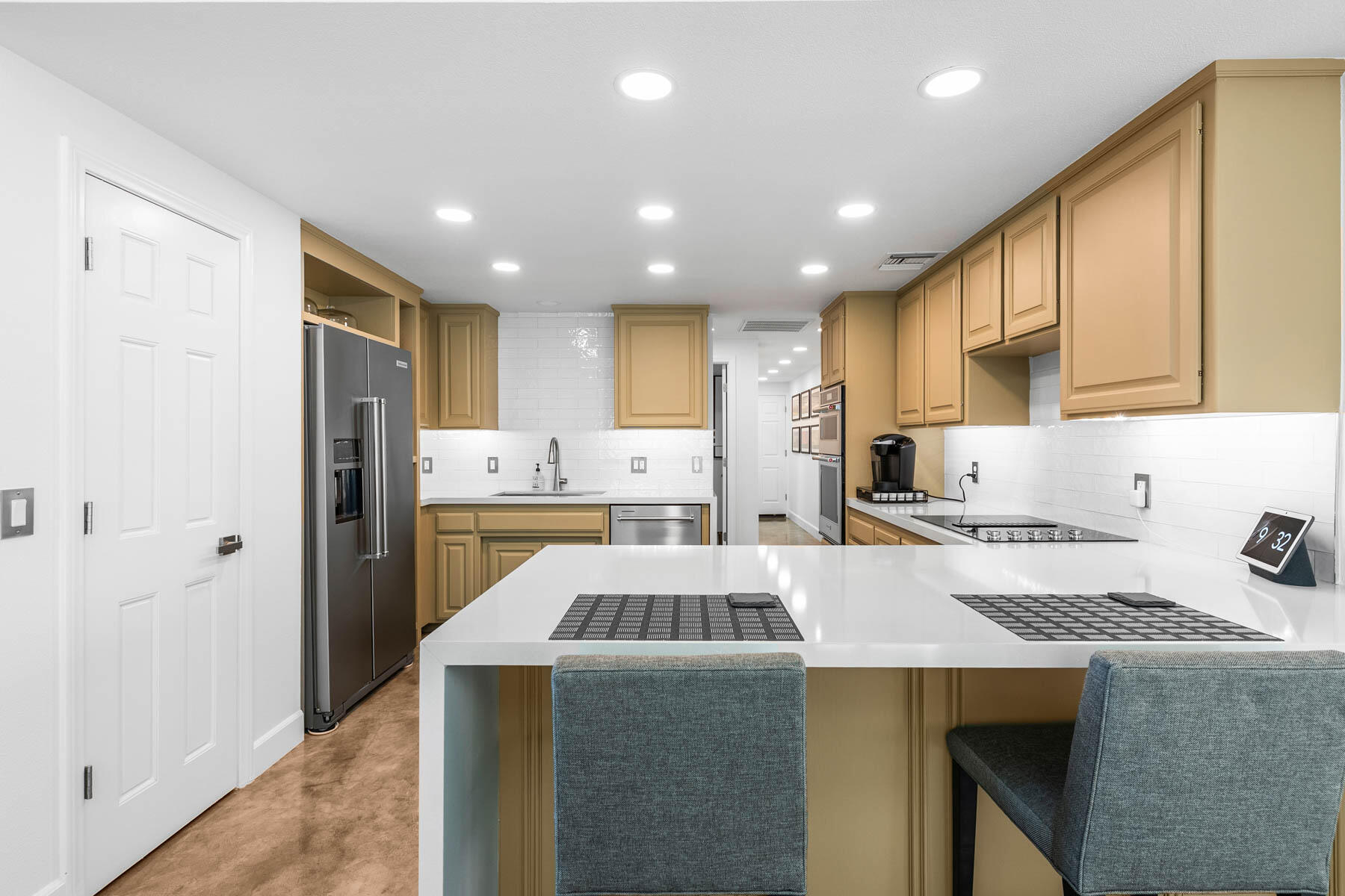 6171 Del Rio WAY