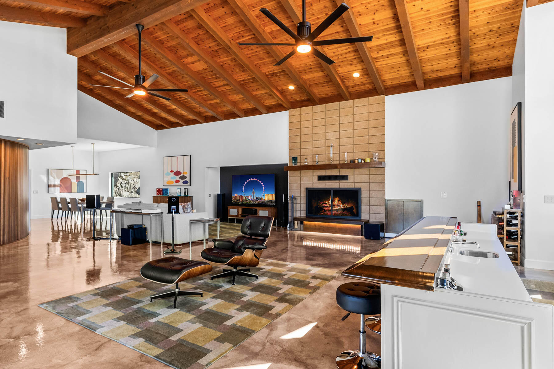 6171 Del Rio WAY