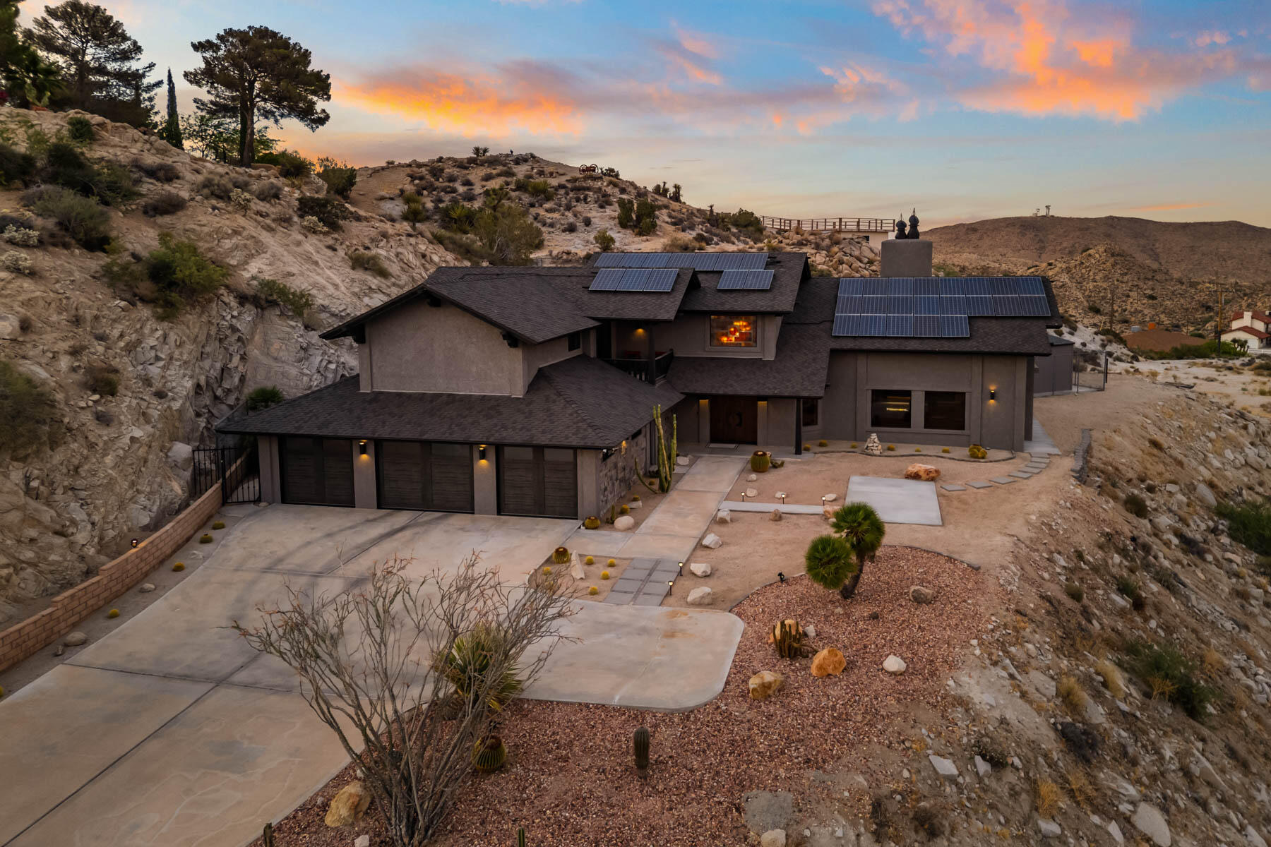 6171 Del Rio WAY