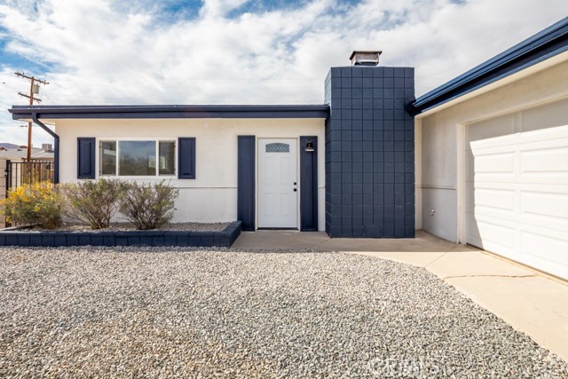 6232 Lupine AVE