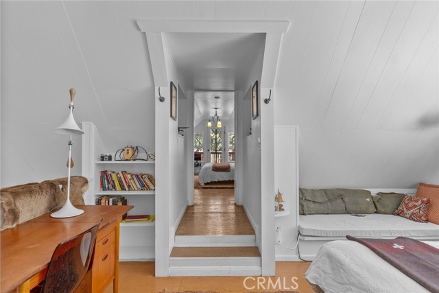 2157 Mariposa LN