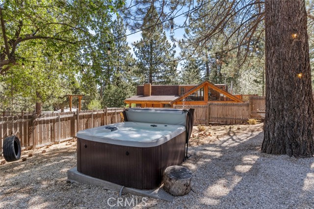 2157 Mariposa LN