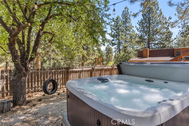 2157 Mariposa LN
