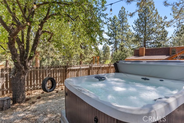 2157 Mariposa LN