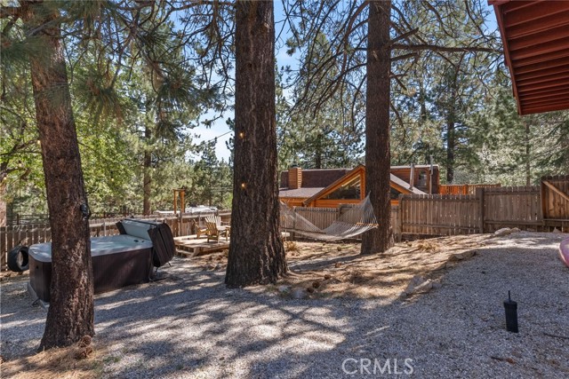 2157 Mariposa LN
