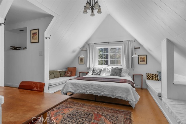 2157 Mariposa LN