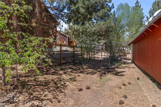 2157 Mariposa LN