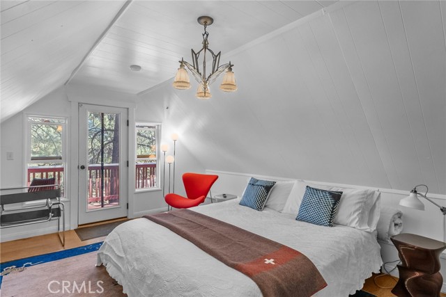 2157 Mariposa LN