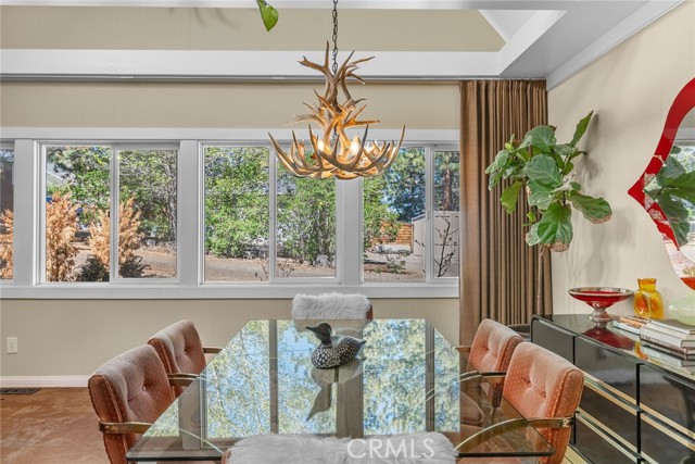 2157 Mariposa LN