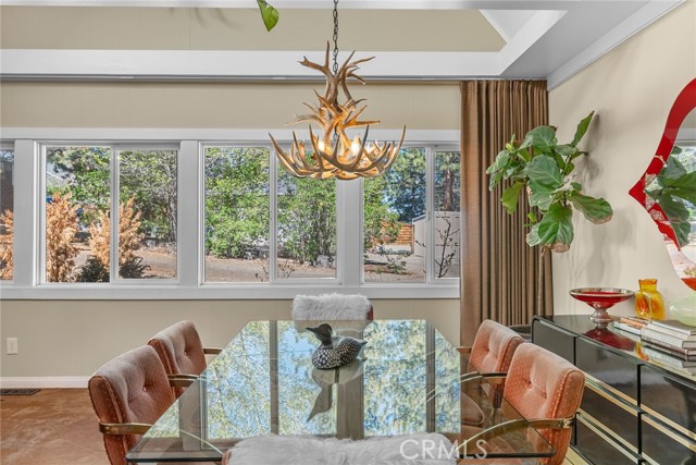 2157 Mariposa LN