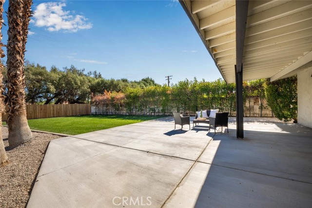 2890 N Farrell DR