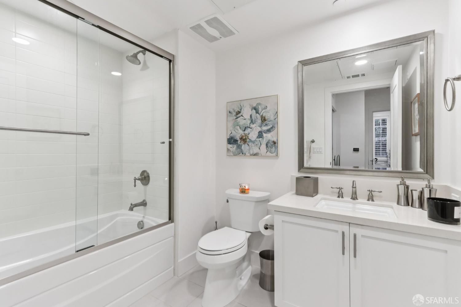 1003 Woodbury Road # 104