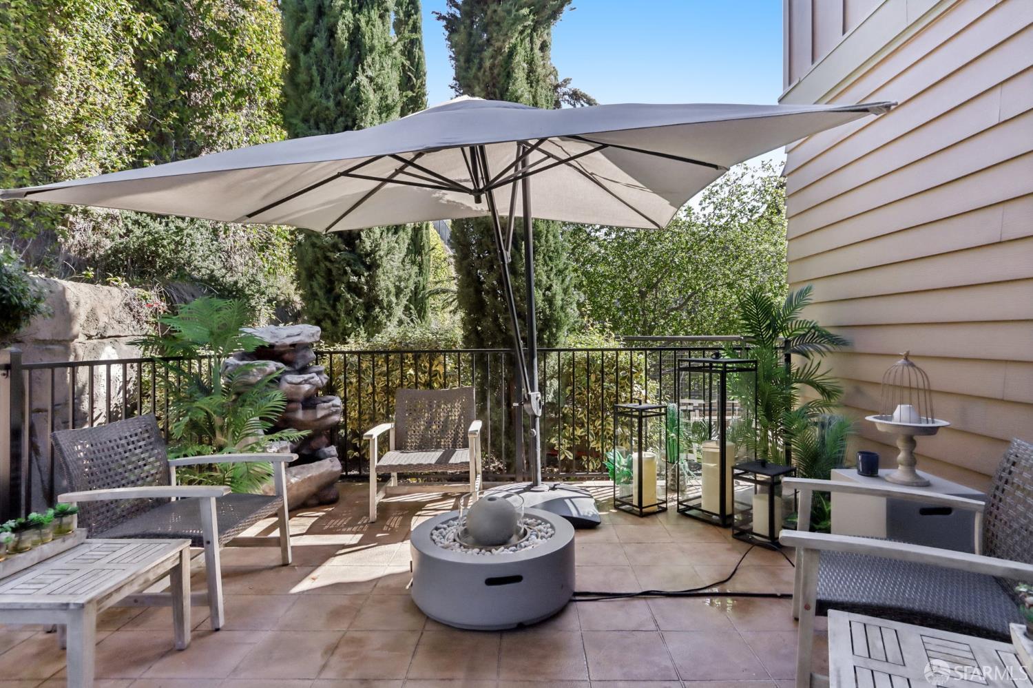 1003 Woodbury Road # 104