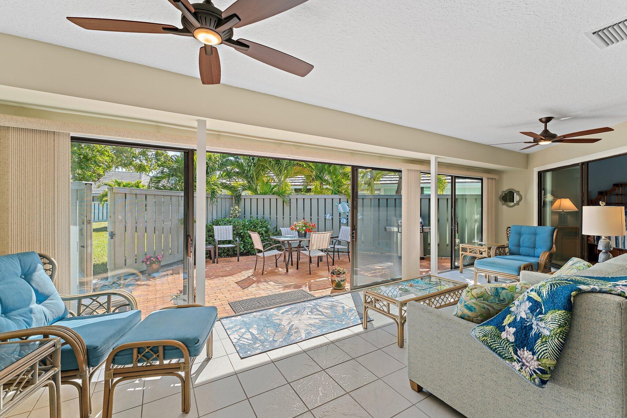 1127 E Seminole Avenue 4b