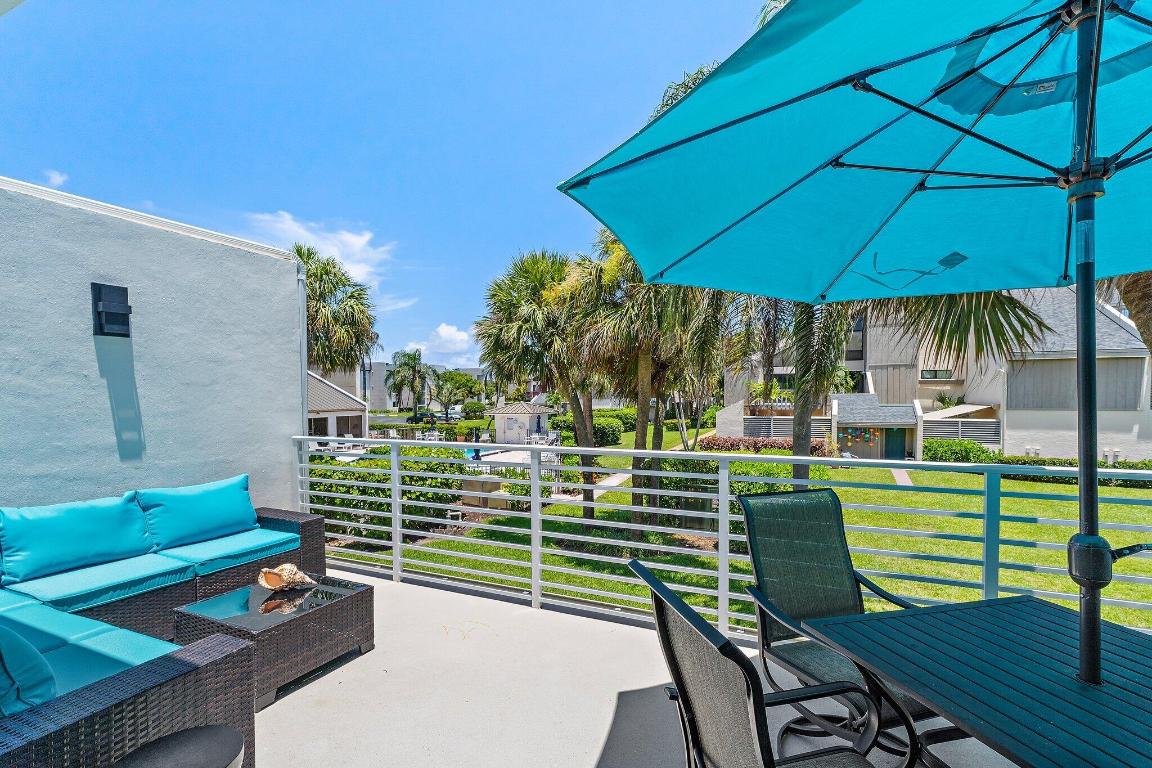 1605 S Us Highway 1 209m2