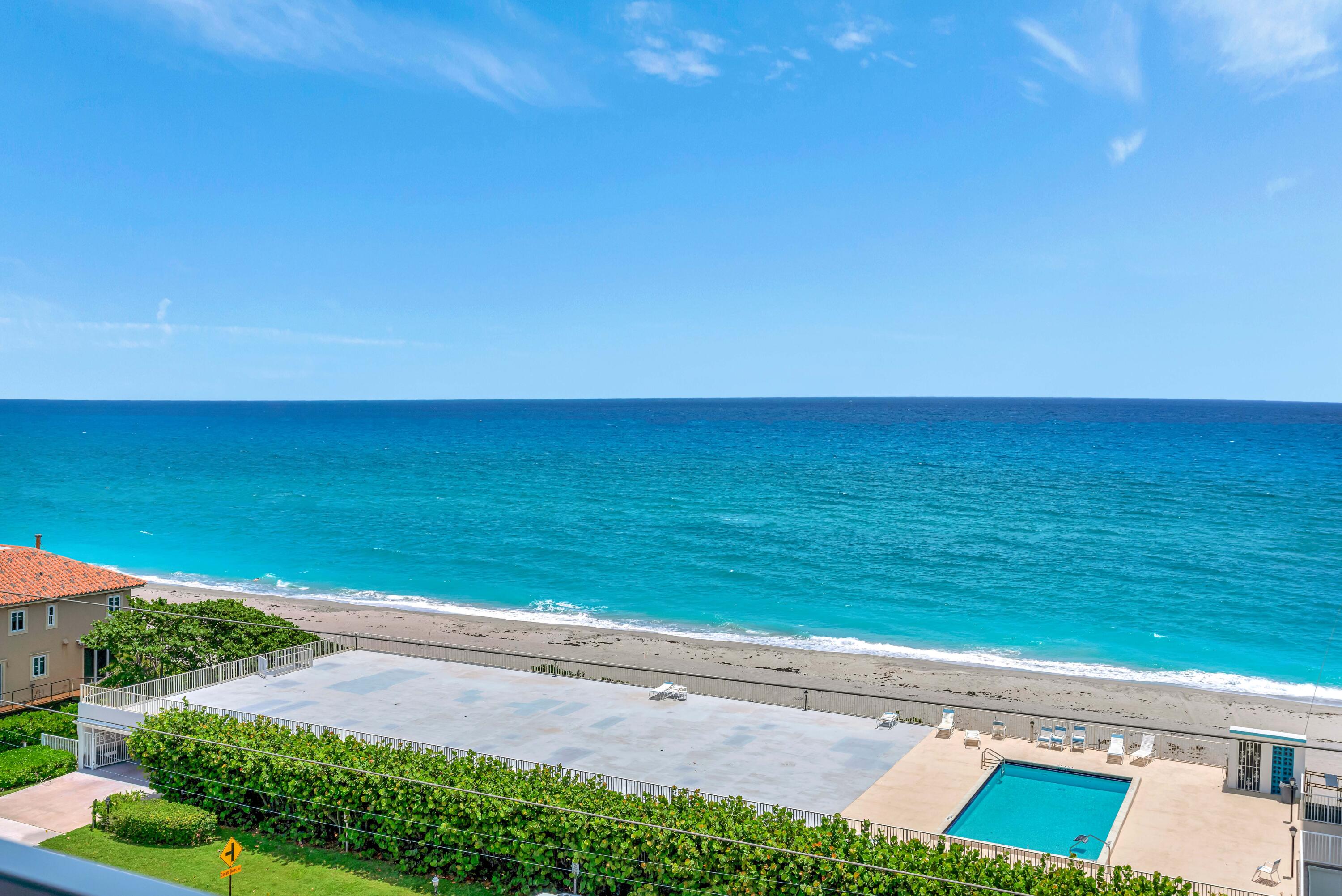 911 Ocean Drive 704