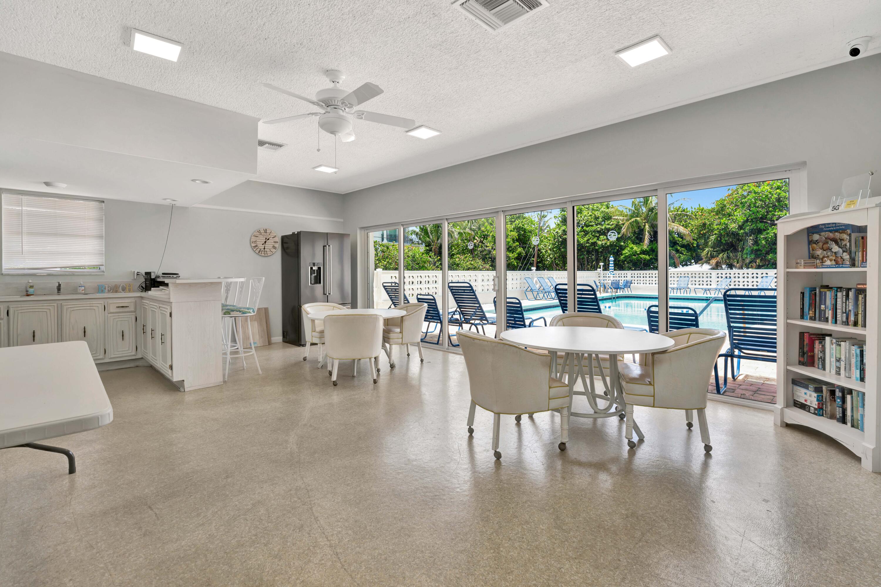 911 Ocean Drive 704