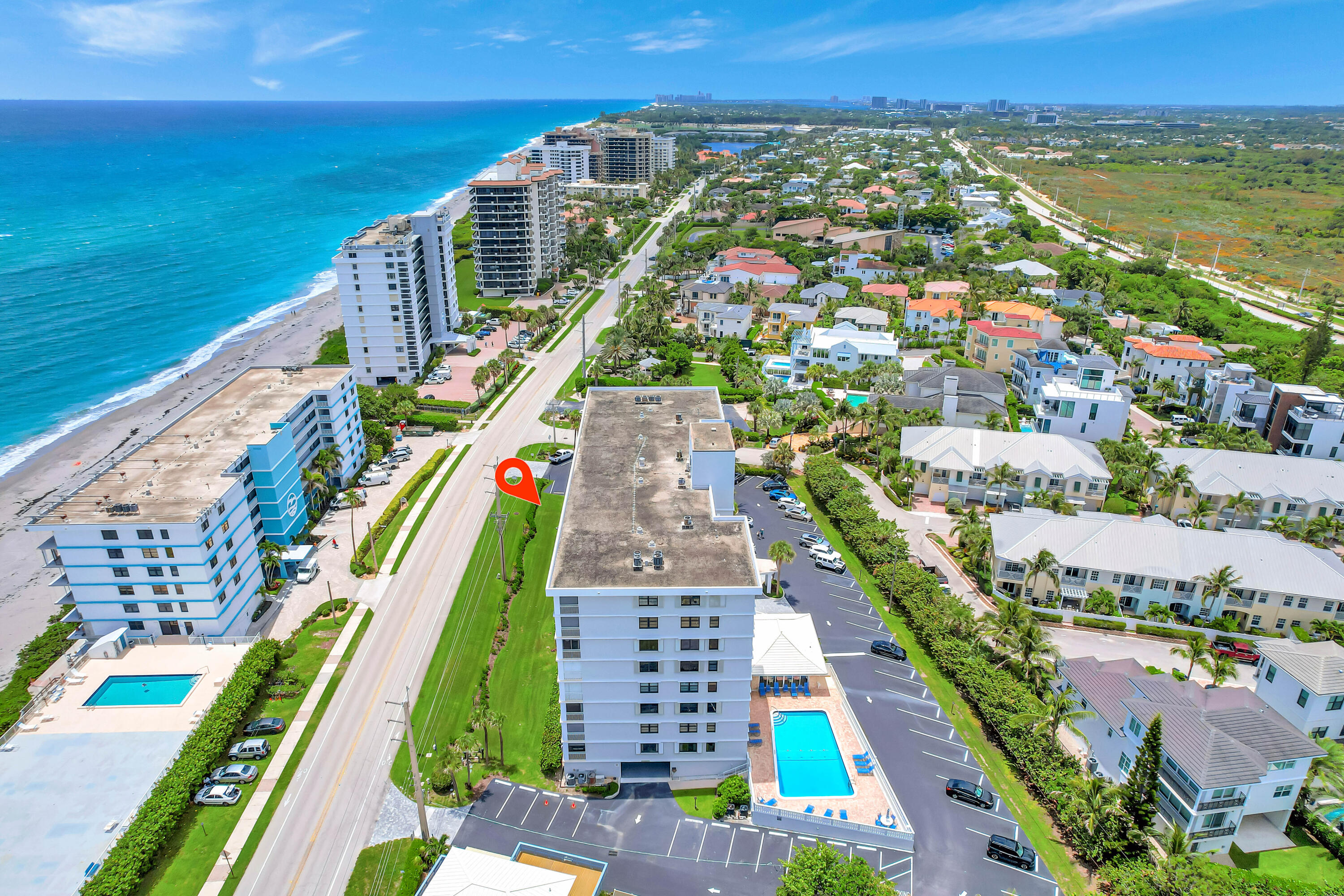 911 Ocean Drive 704