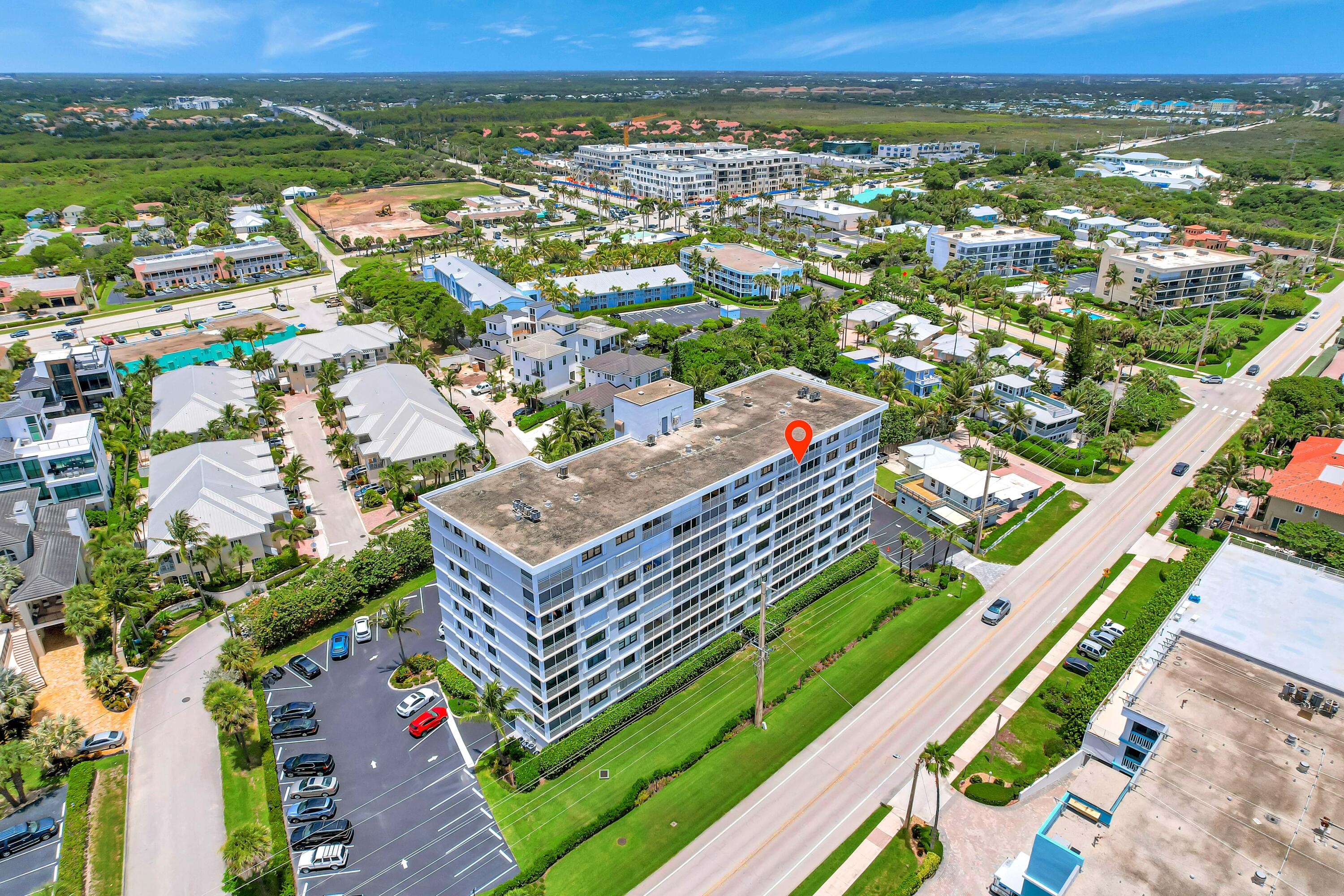 911 Ocean Drive 704