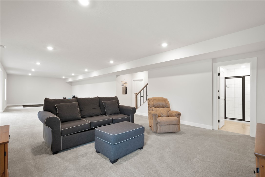 123 Curtis Dr.