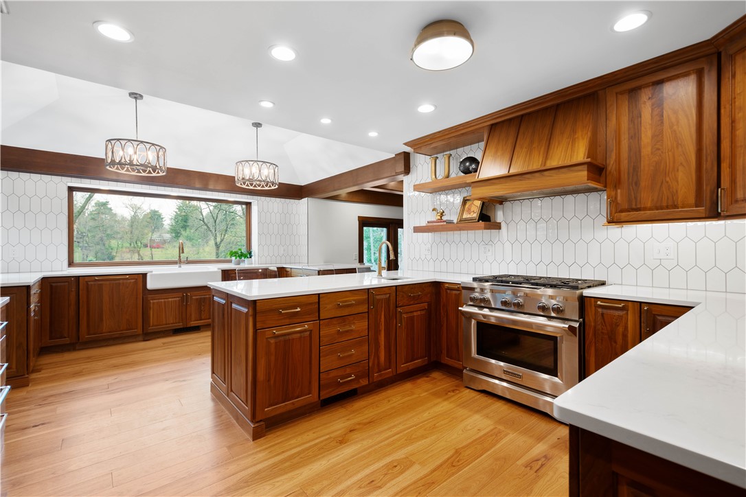 9599 Kummer Rd.