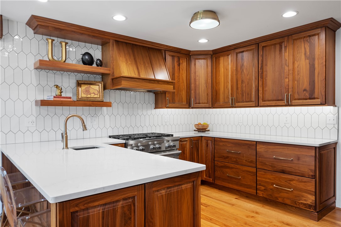 9599 Kummer Rd.