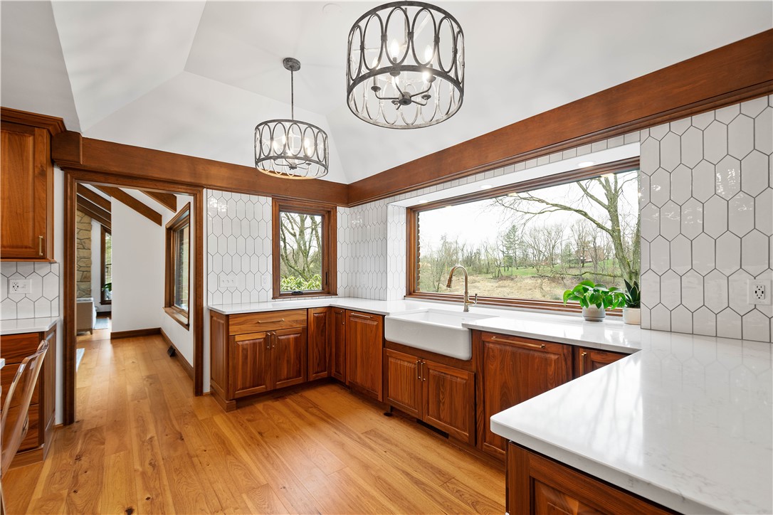 9599 Kummer Rd.
