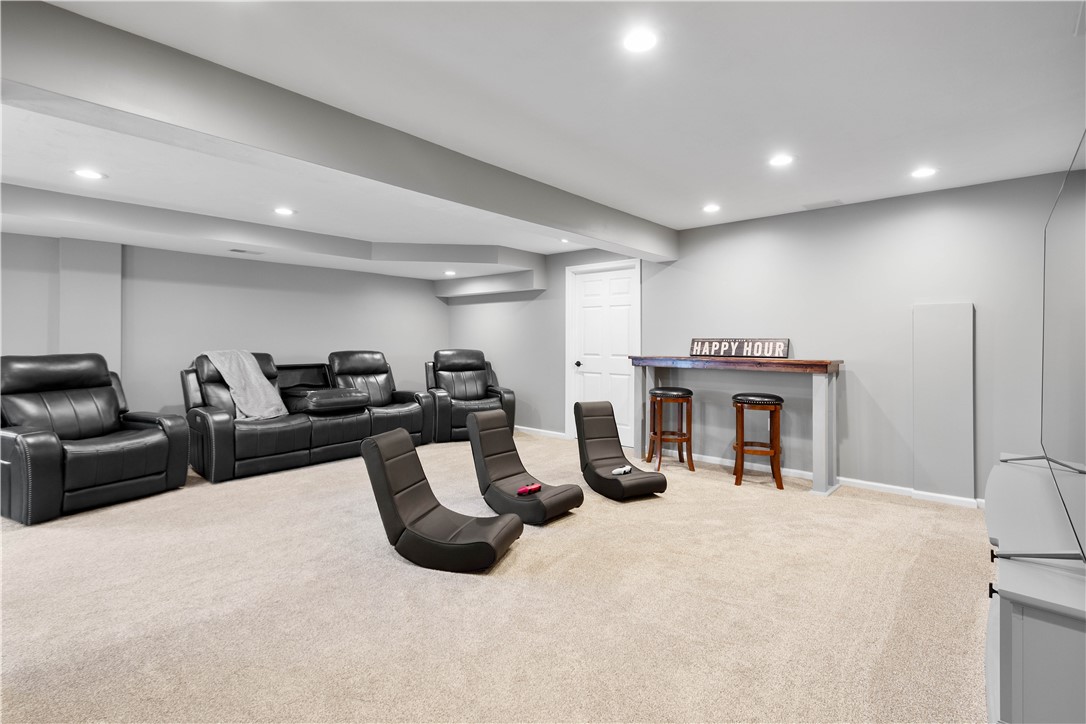 204 Elmhurst Circle