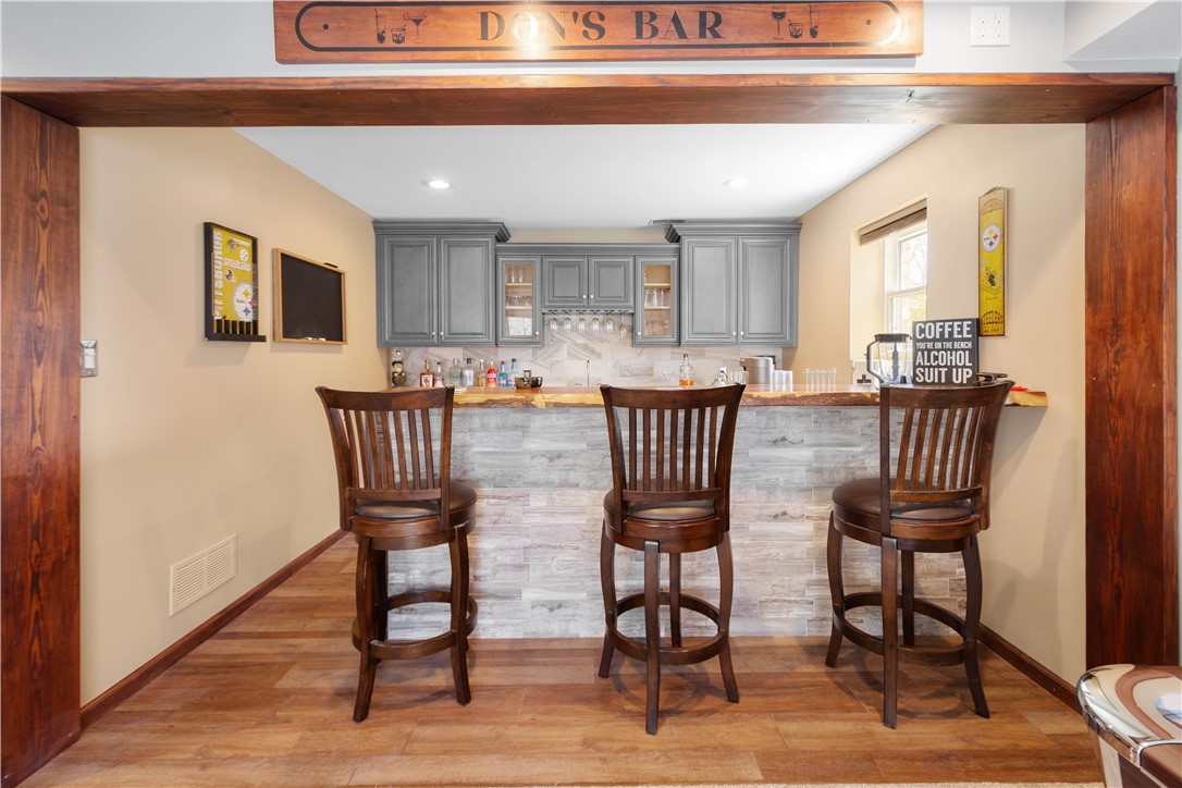 204 Elmhurst Circle