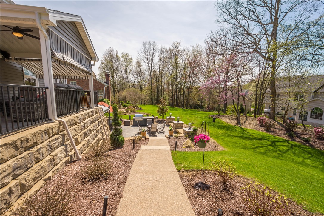 204 Elmhurst Circle