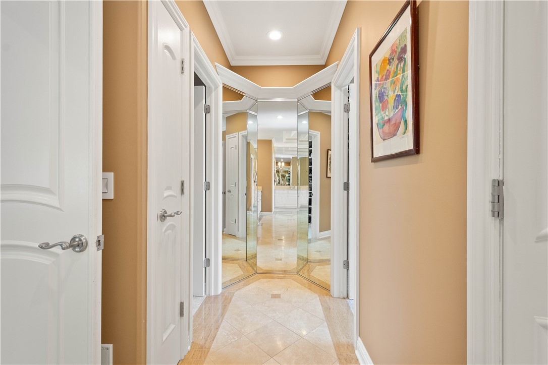 2207 Grandeur Dr