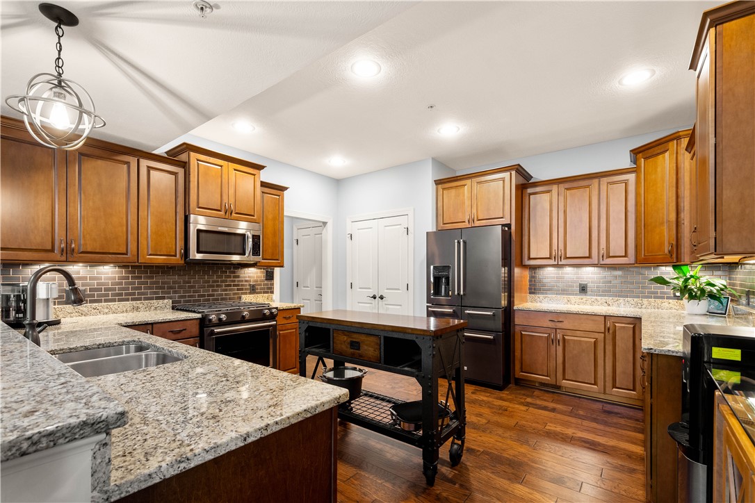 112 Shelton Place Dr.