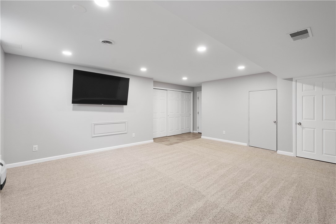 1033 Applejack Dr.