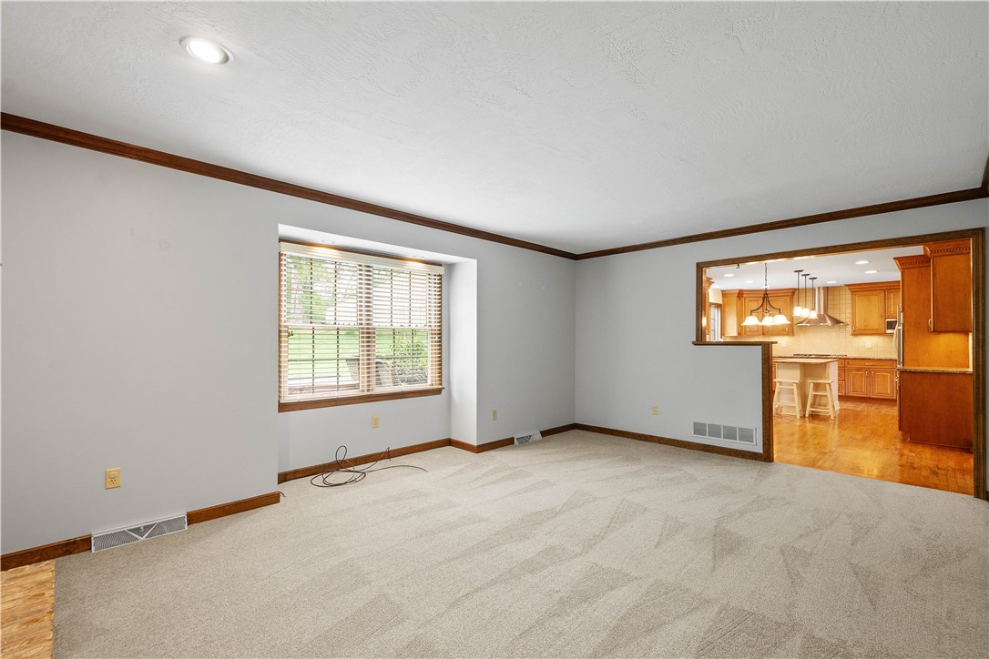 1033 Applejack Dr.