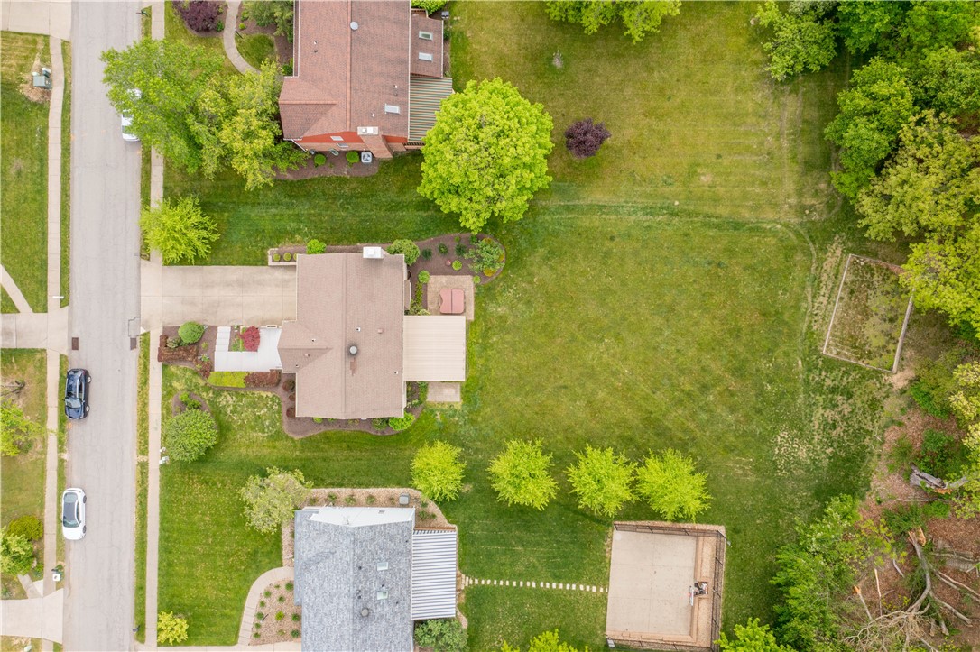 1033 Applejack Dr.