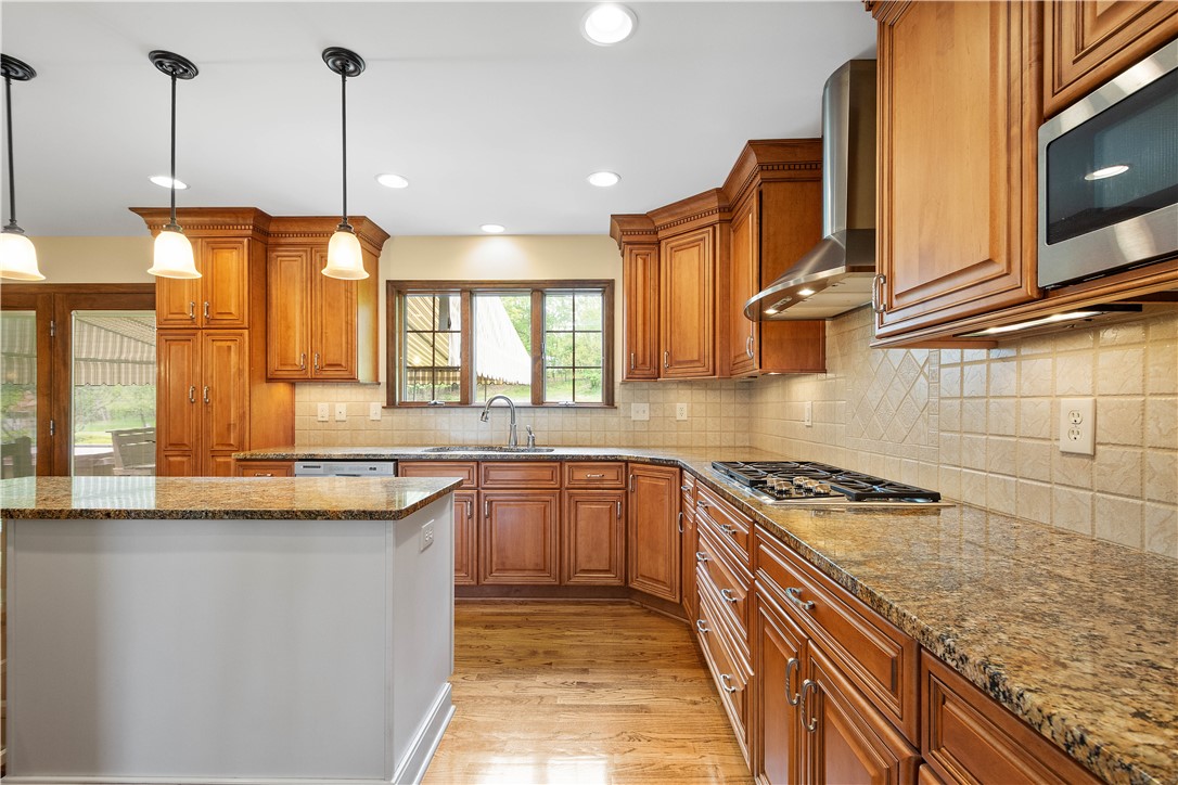 1033 Applejack Dr.
