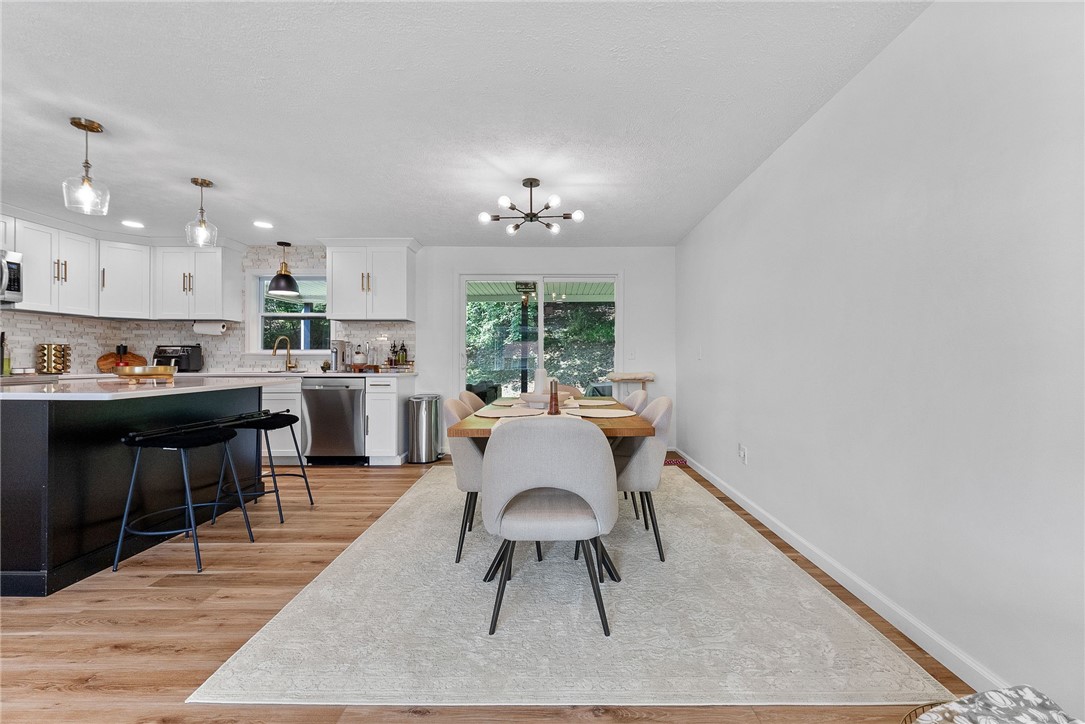 2406 Rolling Farms Rd