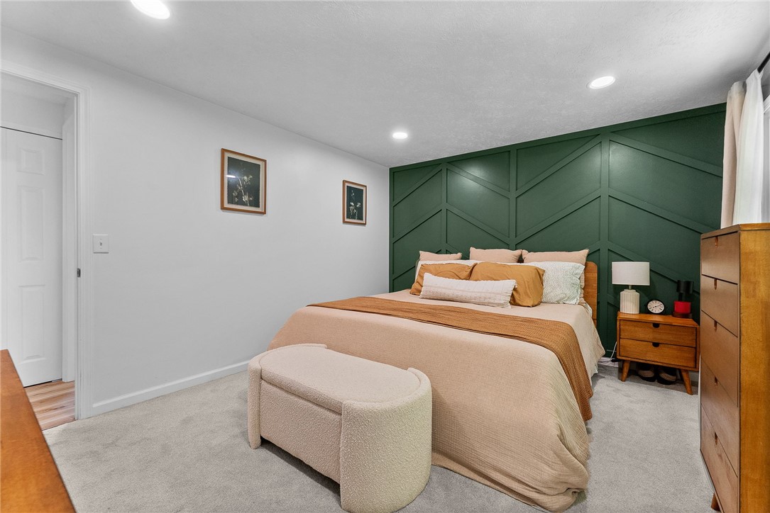 2406 Rolling Farms Rd