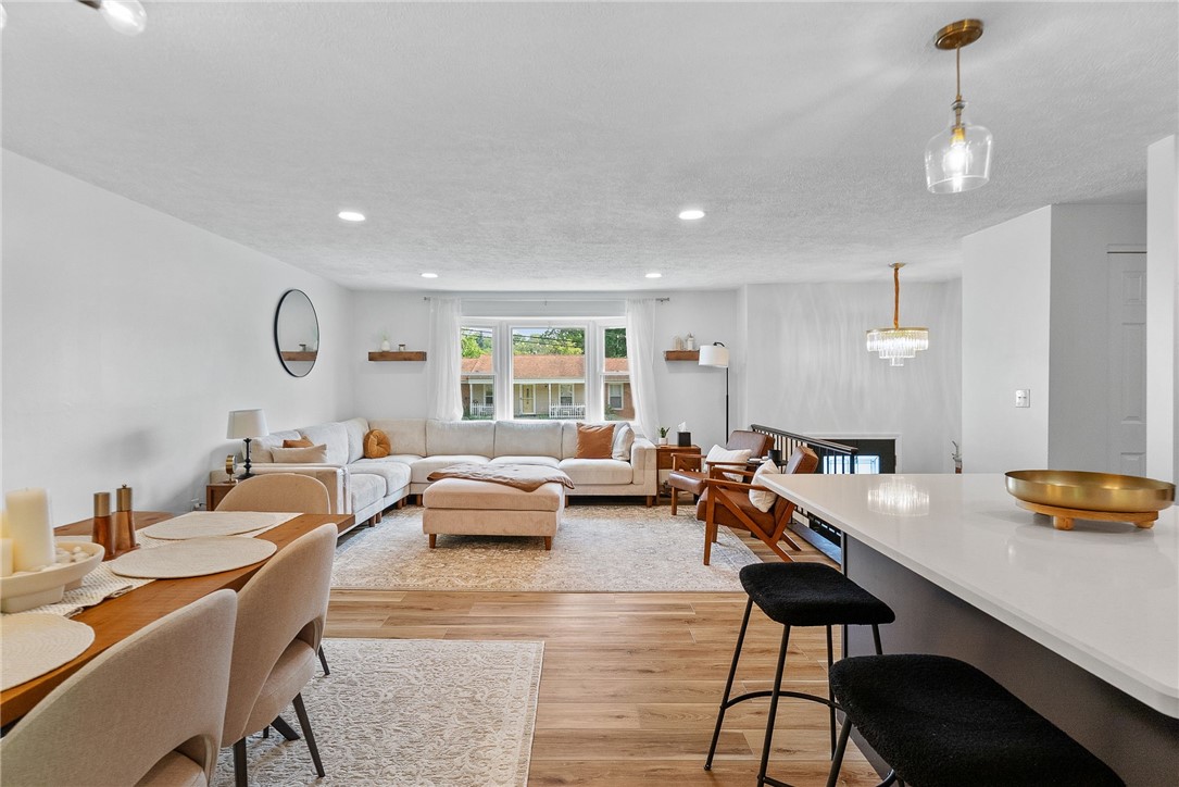 2406 Rolling Farms Rd