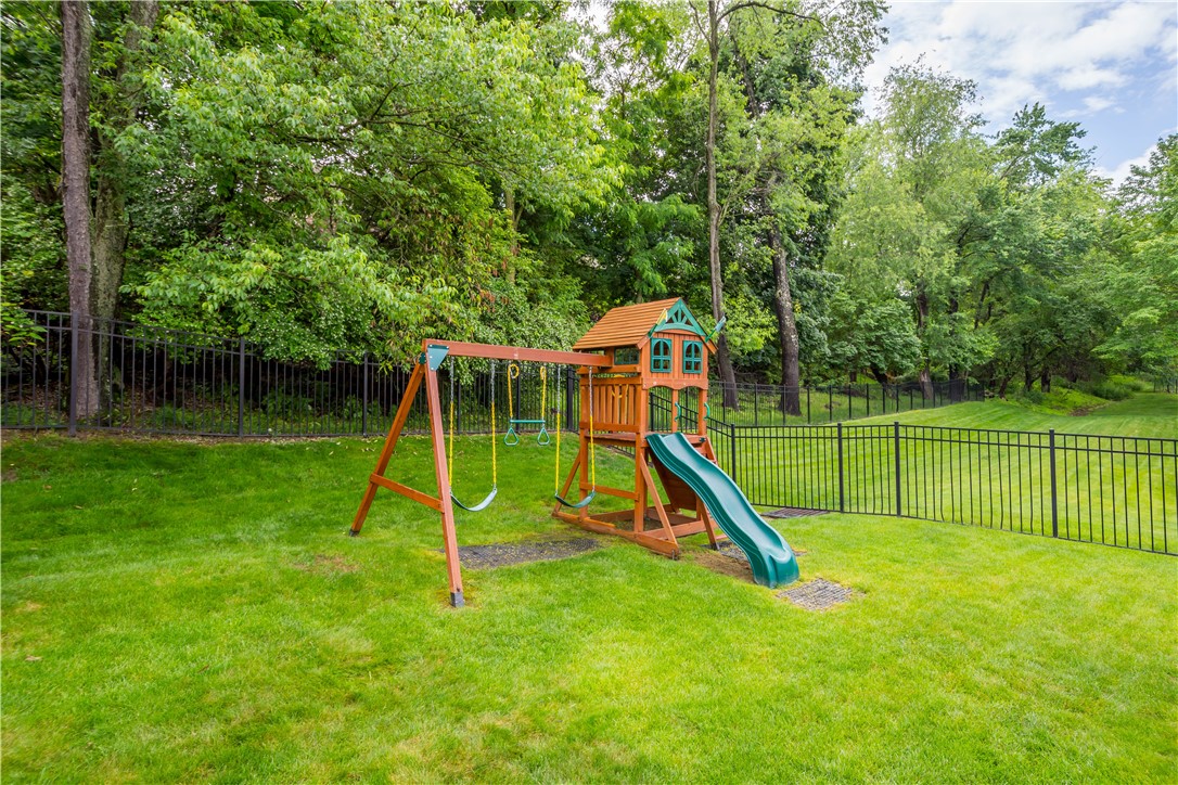 8007 Pressley Ct.