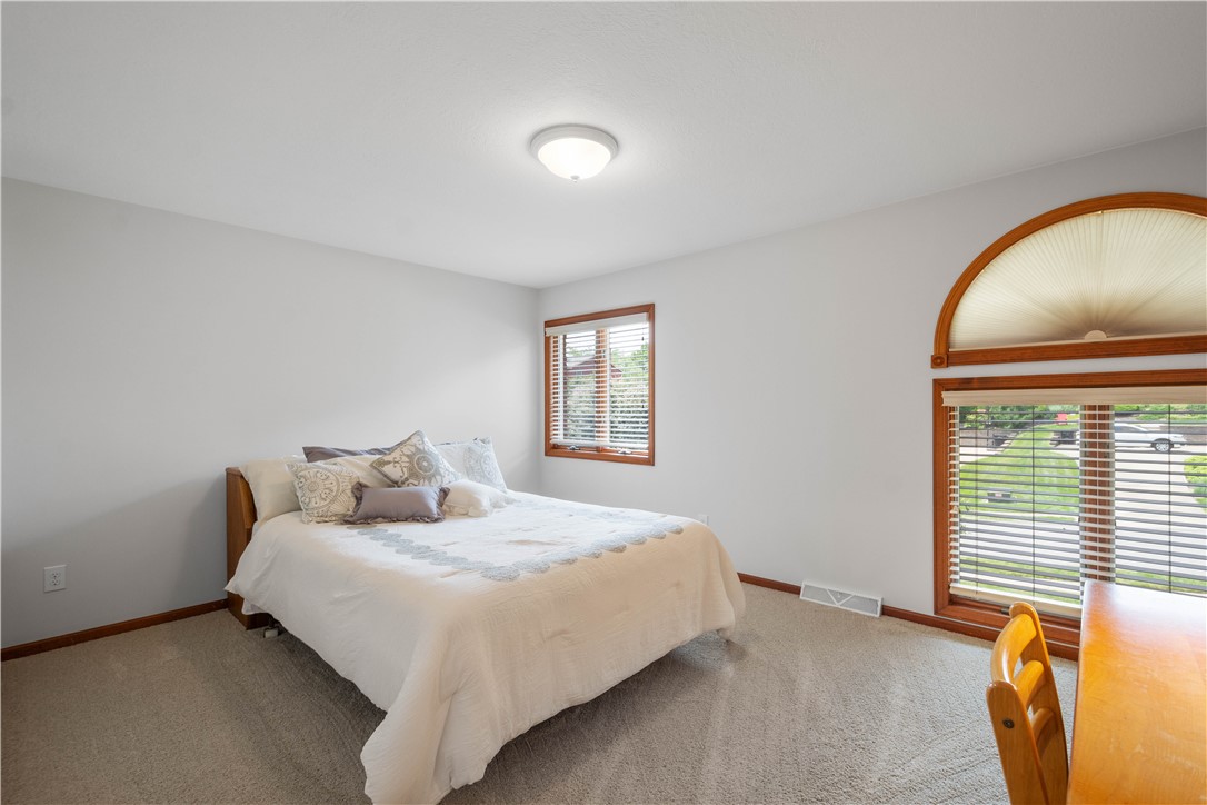 10174 Woodbury Dr.