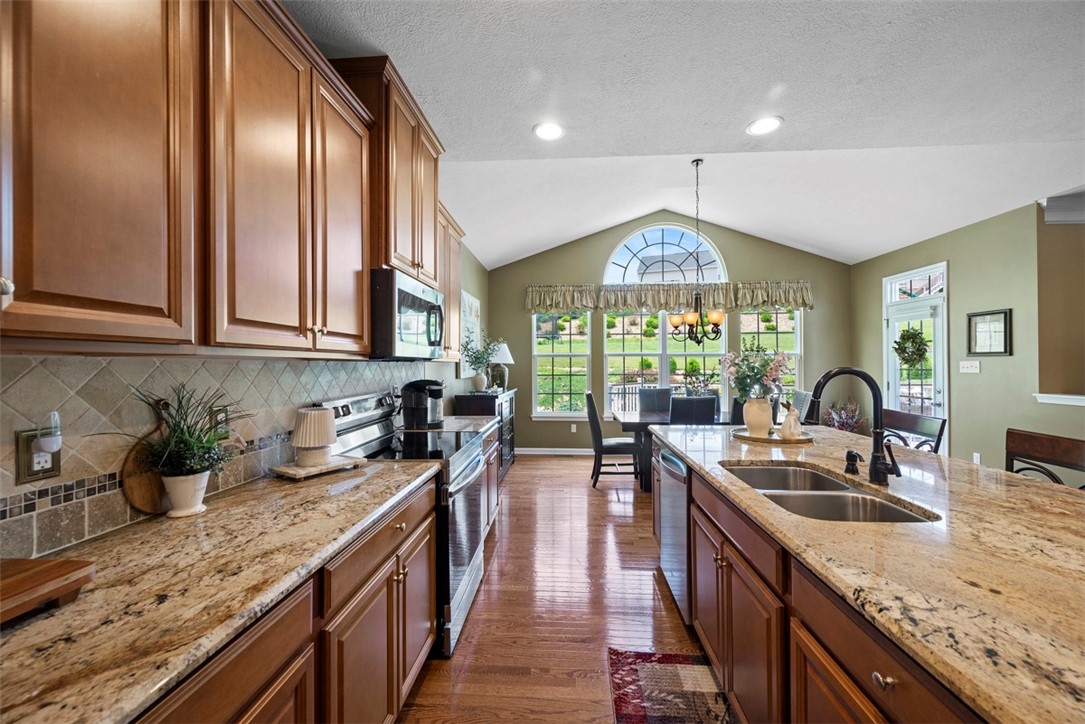 743 PACKSADDLE TRAIL